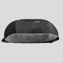 Charger l'image dans la galerie, Sac banane compact de trek voyage TRAVEL 2L noir

